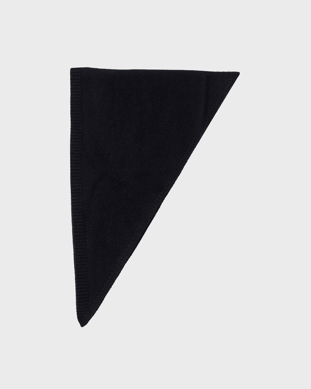 Scarf Knit Triangle Black