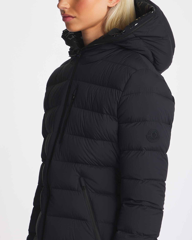 Moncler Jacket Herbe Black MONCLER 2 (M)