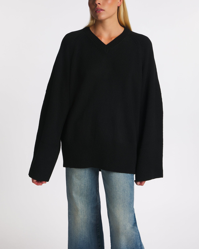Teurn Studios Sweater V-Neck Cashmere Black M