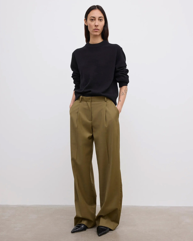 Byxor Relaxed Wool Olive