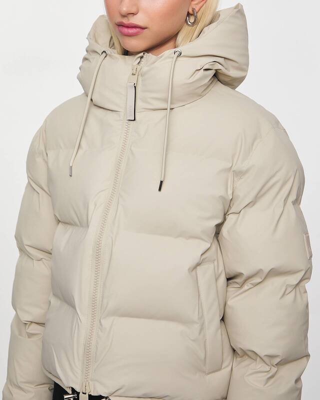 Rains Jacket Alta Short Puffer  Dune S