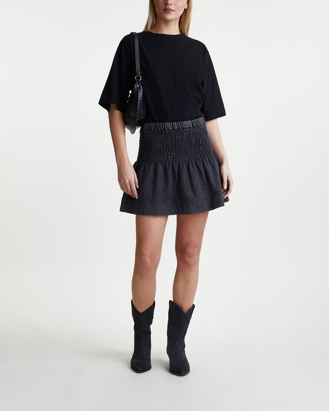 Skirts for women, long, knitted in satin, or leather | WAKAKUU