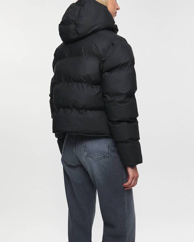 Rains Jacka Alta Short Puffer  Svart XS