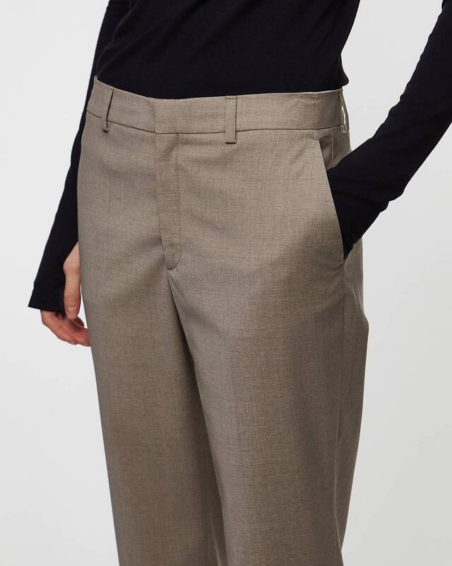 Filippa K Byxor Emma Cropped Cool Wool Khaki 36