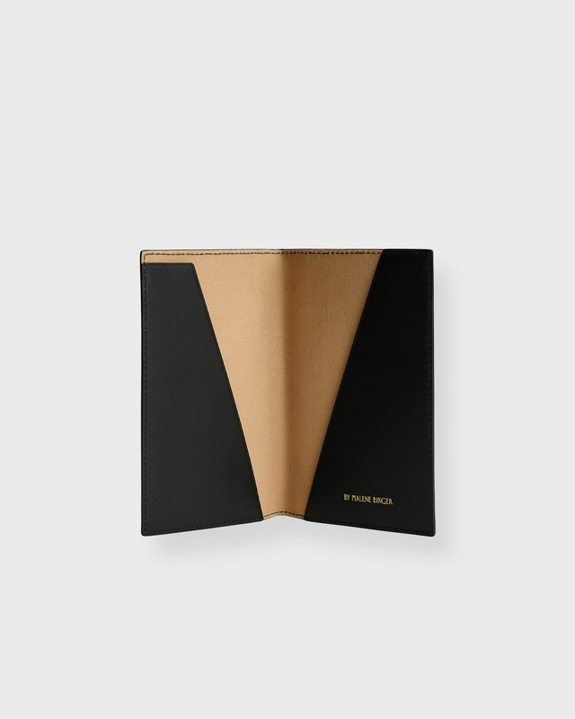 Passport Holder Ivy  Black