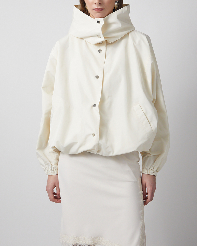 Jacka Volume Silk-Blend Creme
