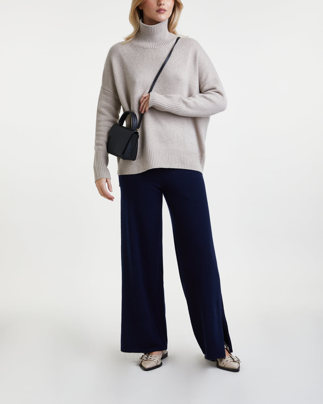 LISA YANG Cashmere Sweater Heidi Sand 2 (M-L)