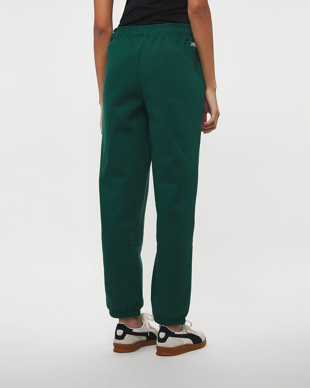 New Balance Byxor Seasonal Graphic Sweatpant Grön M