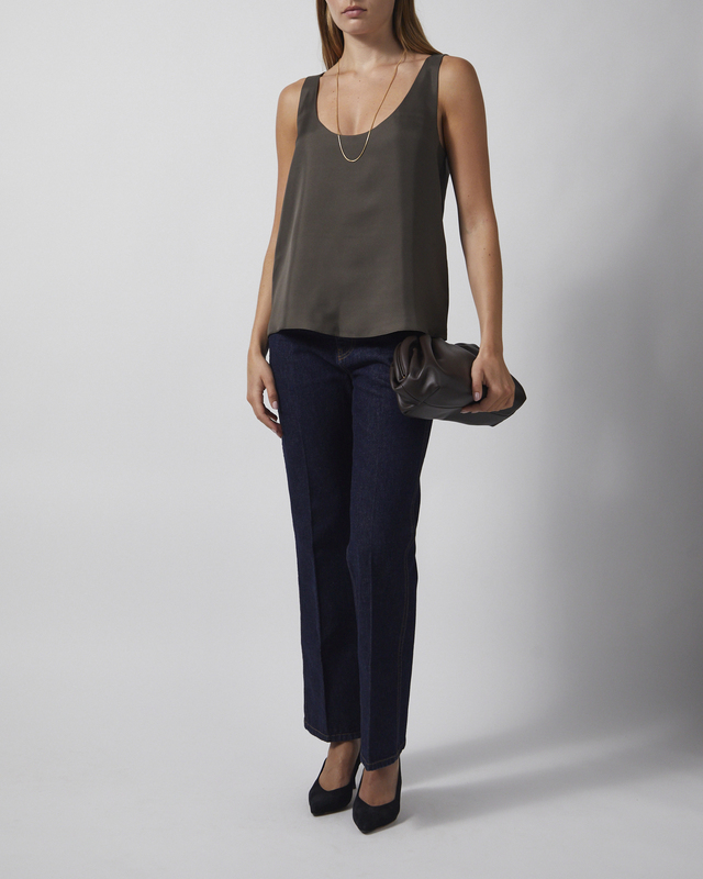Top Silk Scoop-neck