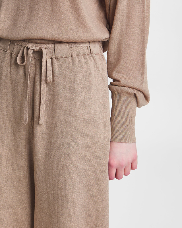 By Malene Birger Trousers Tevana Taupe L