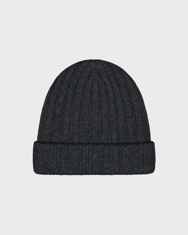 Almada Label   Cashmere Beanie Roe Mörkgrå ONESIZE