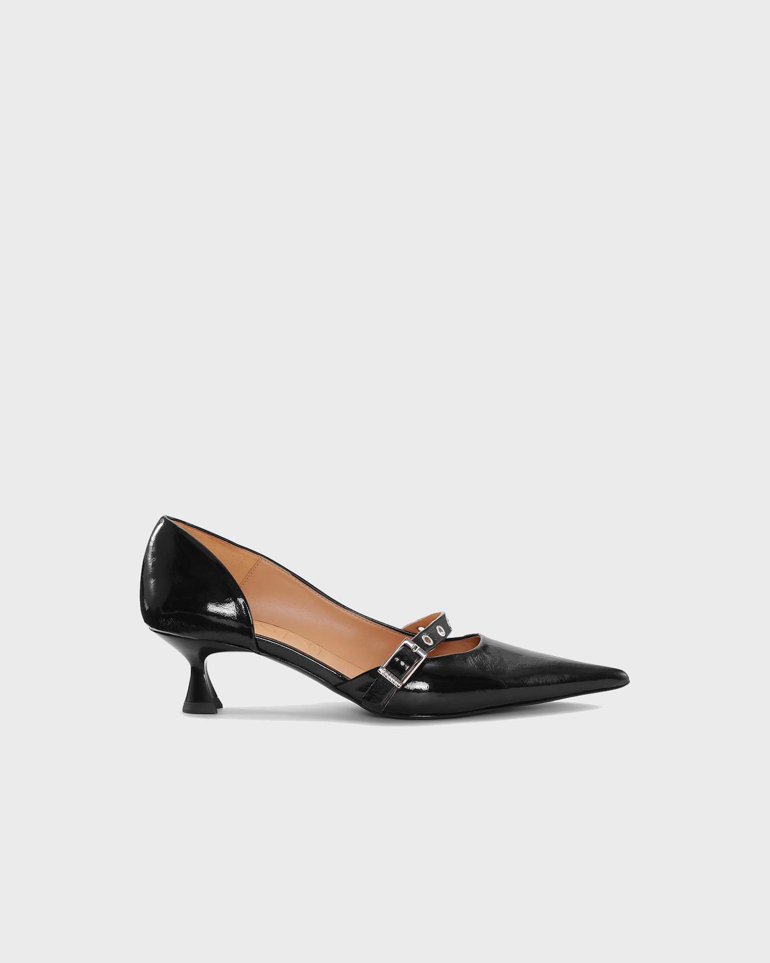 GANNI Pump Feminine Buckle Kitten Heel | WAKAKUU